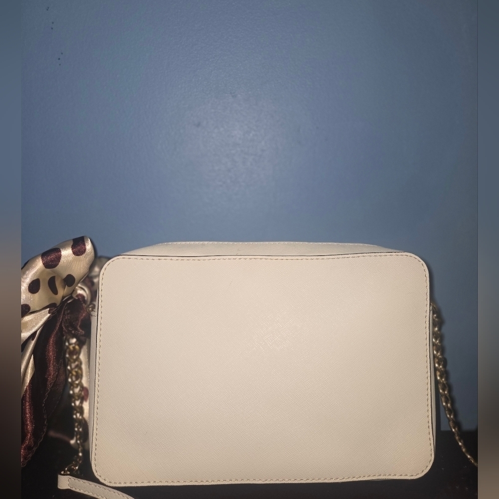 NWOT Michael Kors White Crossbody Bag with Polka Dot Scarf - Picture 2 of 4